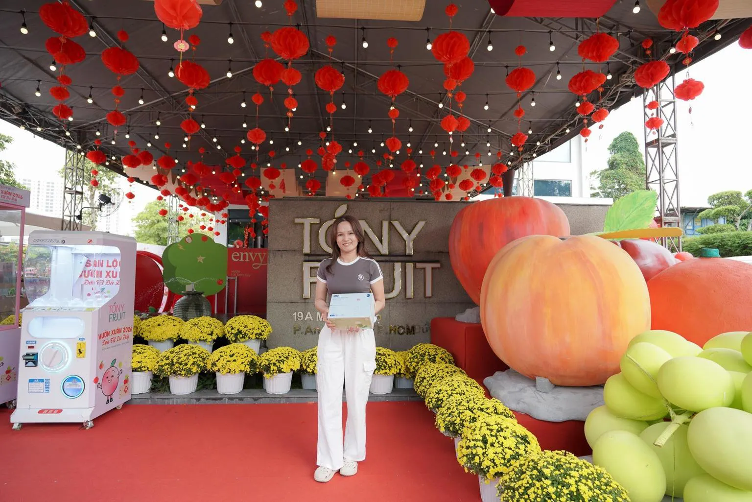 Tony Fruit Tet 2026 brand activation — Vườn Xuân event at warehouse with festive decorations
