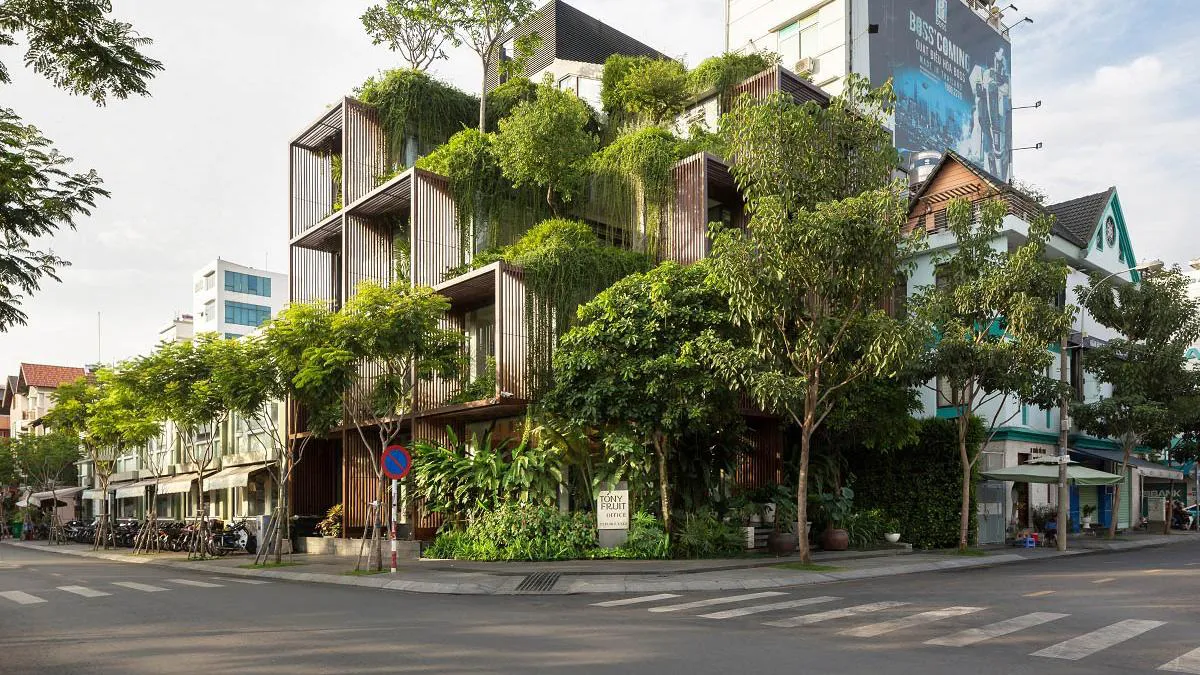 Tony Fruit Head Office — green architecture building exterior in District 4